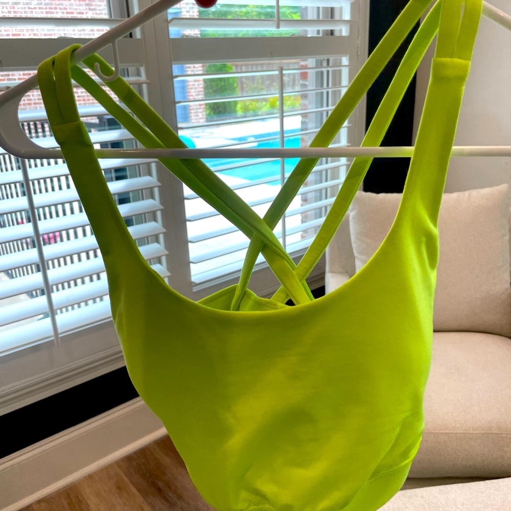 lululemon Energy Bra
Medium Support, B–D Cups 10